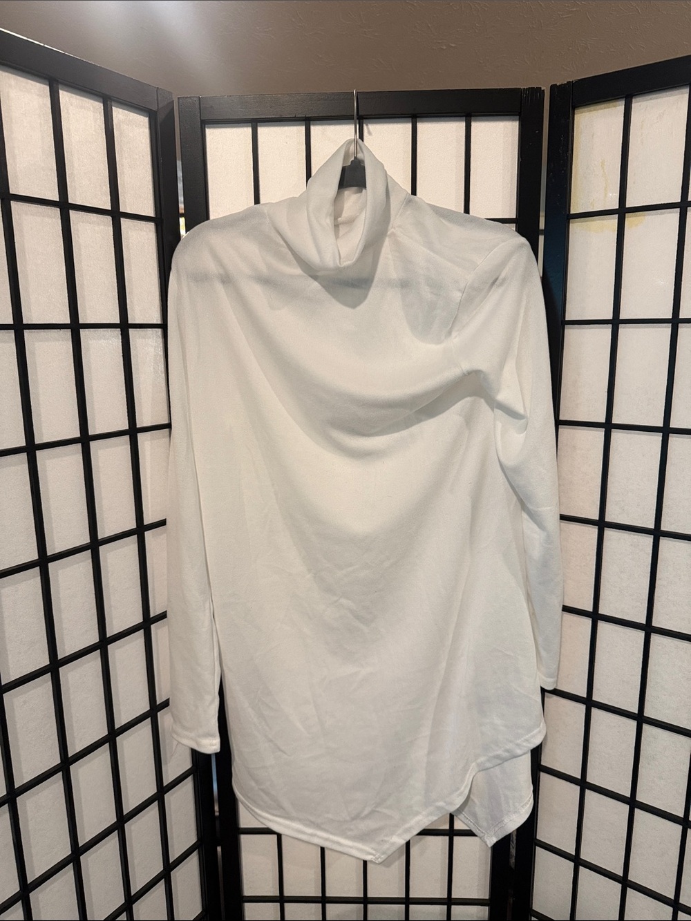 Women’s White Turtleneck Long-Sleeve Shirt